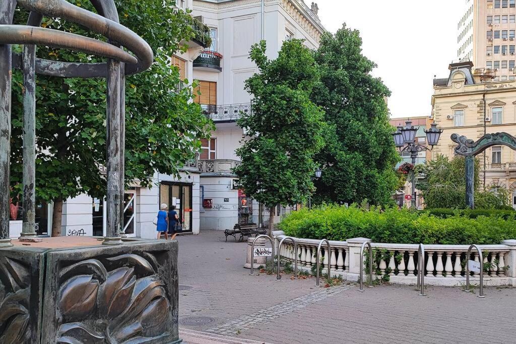 Filinhome Trg Mladenaca Novi Sad Luaran gambar